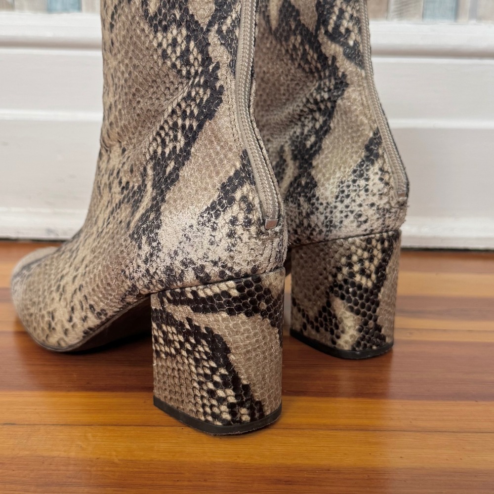 Free People 38 7.5 Cecile Ankle Boots Snakeskin Print Block Heel Neutral Booties - Picture 9 of 16